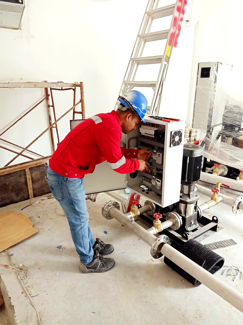 জাহাঙ্গীর কবির – মালয়েশিয়ায় Grundfos পাম্প প্যানেল কাজ